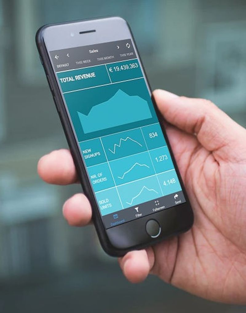 mobile dashboard ui design