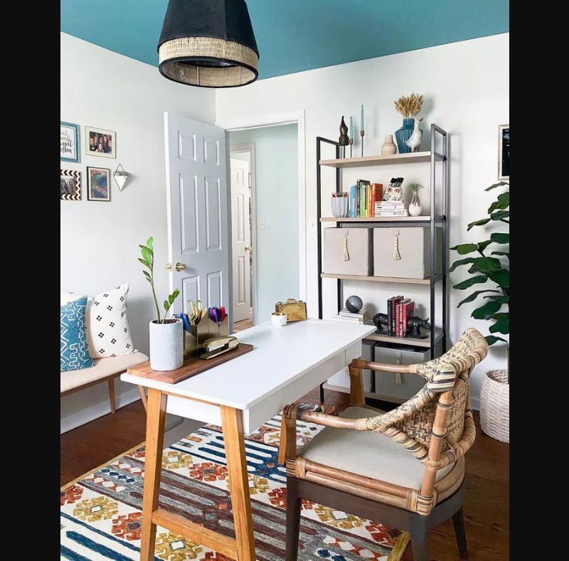 https://penji.co/wp-content/uploads/2022/02/home-office-setup-ideas-17.jpeg