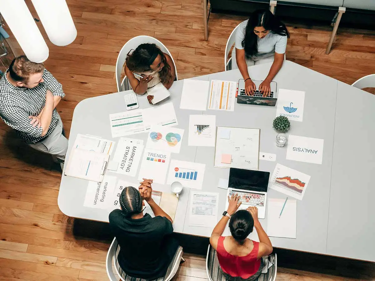 Graphic Design Support for Marketing Teams: A Faster Way to Win